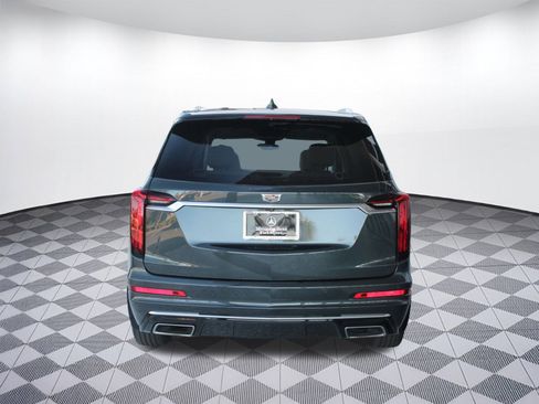 Used 2021 Cadillac XT6 Premium Luxury image 9
