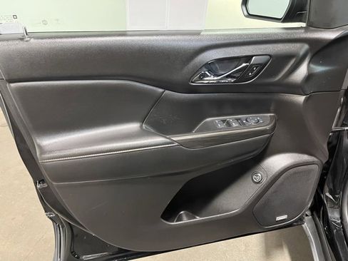 Used 2017 GMC Acadia SLE w/ Driver Alert Package I image 20