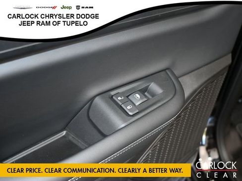 New 2025 Jeep Grand Cherokee Altitude image 30