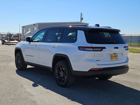 New 2025 Jeep Grand Cherokee L Limited image 5