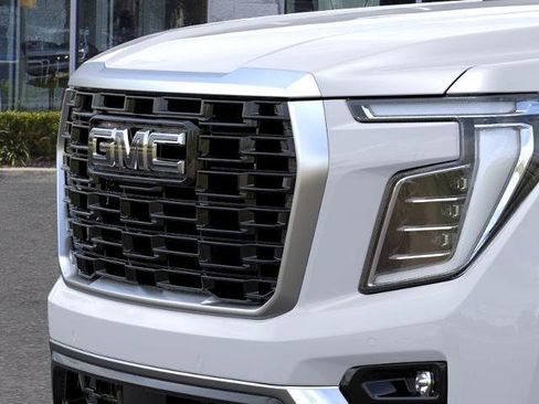 New 2026 GMC Yukon XL Denali image 13