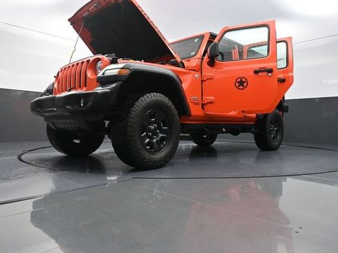 Used 2019 Jeep Wrangler Unlimited Sport AWD/4WD image 32