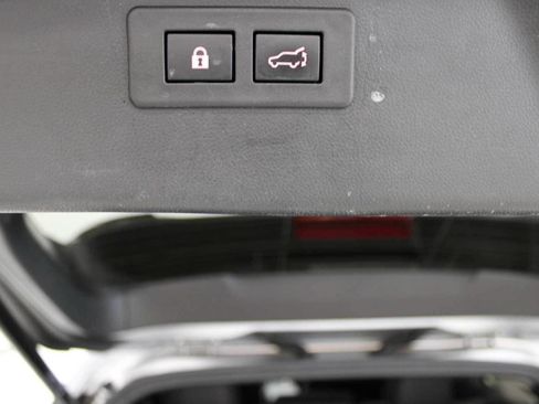Used 2021 Subaru Outback Limited XT AWD/4WD image 13