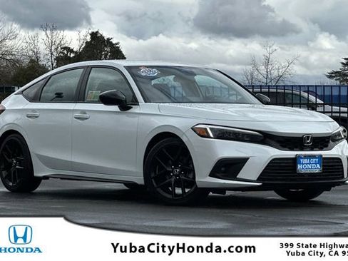 Used 2024 Honda Civic Sport image 1