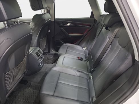 Used 2018 Audi Q5 Prestige w/ Prestige Package image 14