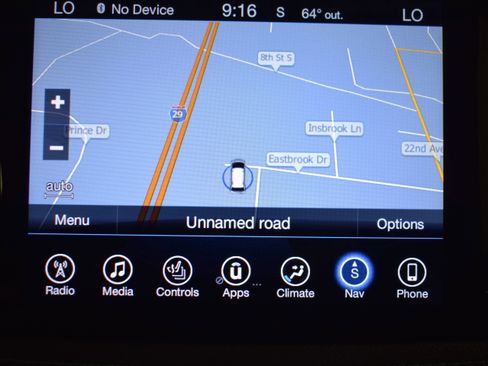 Used 2017 Chrysler Pacifica Platinum image 25