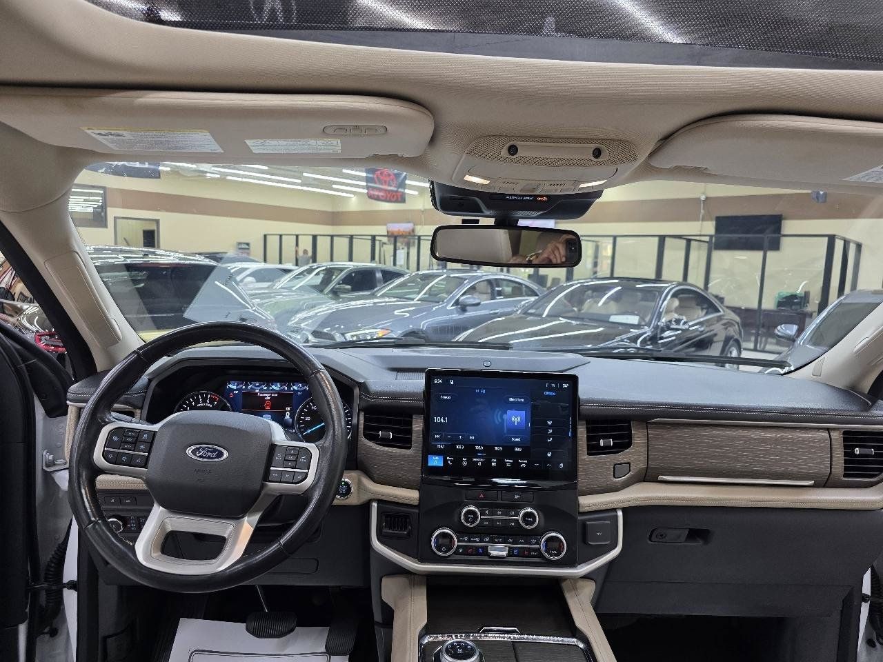 Used 2023 Ford Expedition Max Limited RWD image 31
