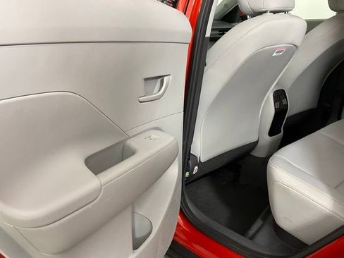 Used 2025 Hyundai Kona SEL image 14