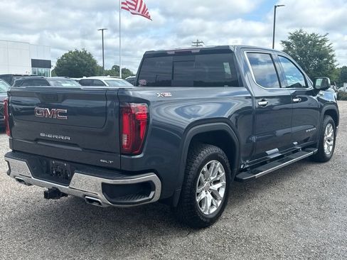 Used 2022 GMC Sierra 1500 SLT w/ SLT Premium Plus Package AWD/4WD image 7