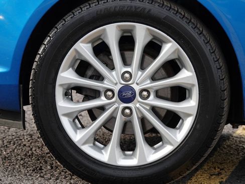 Used 2014 Ford Fiesta SE w/ Equipment Group 201A FWD image 47