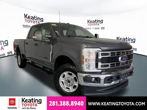 Used 2025 Ford F250 XLT w/ FX4 Off-Road Package AWD/4WD image 2