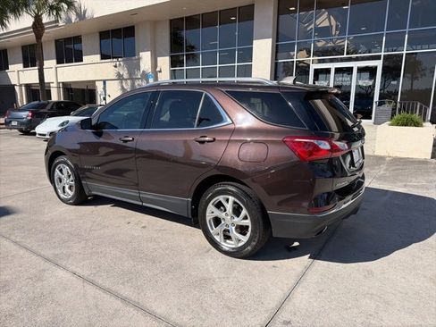 Used 2020 Chevrolet Equinox LT image 4