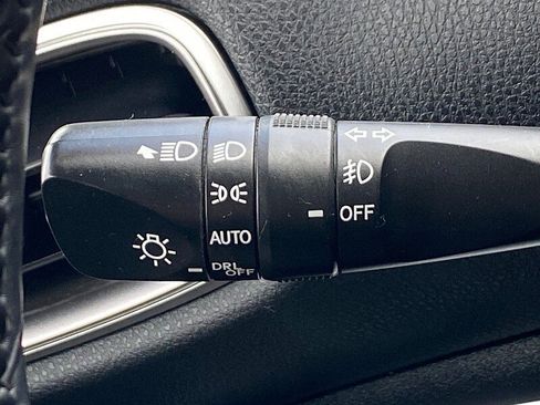 Used 2022 Toyota Prius Prime Limited image 49