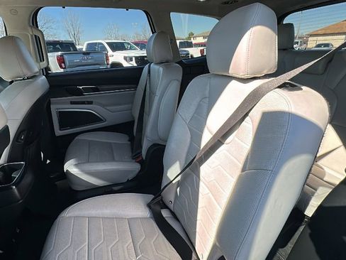 Used 2020 Kia Telluride SX w/ SX Prestige Package image 13