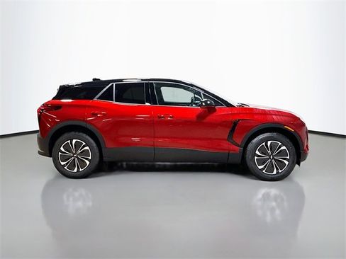 New 2026 Chevrolet Blazer EV LT image 6