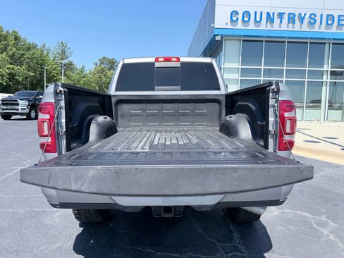 Used 2024 RAM 2500 Laramie AWD/4WD image 9