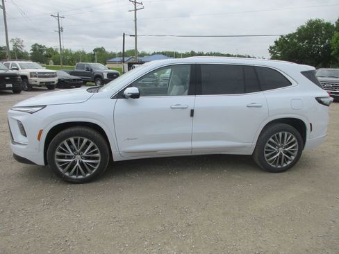 New 2026 Buick Enclave Avenir AWD/4WD image 9