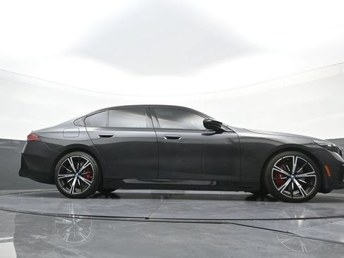 Used 2024 BMW i5 M60 w/ Executive Package AWD/4WD image 30
