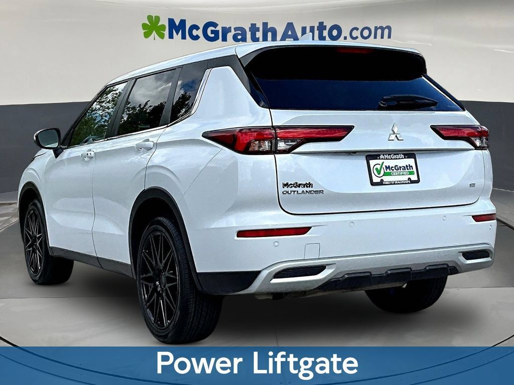 Used 2024 Mitsubishi Outlander SE AWD/4WD image 5