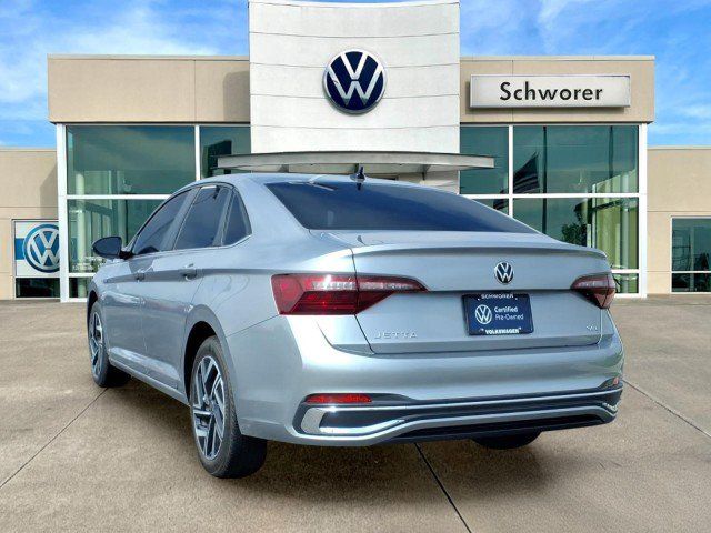 Certified 2023 Volkswagen Jetta SEL FWD image 8