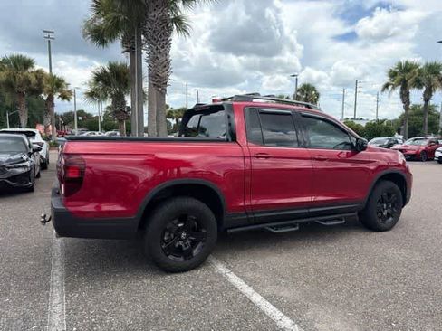 Used 2025 Honda Ridgeline Black Edition image 18