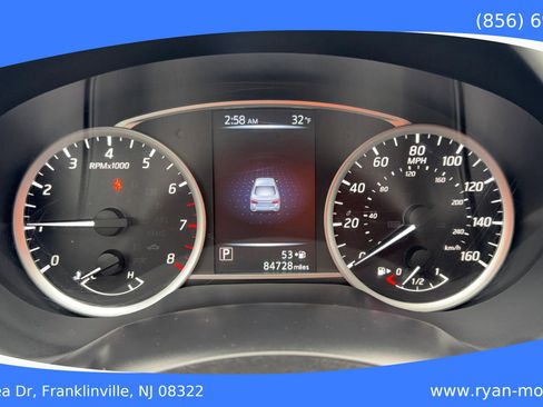 Used 2017 Nissan Sentra SR image 10