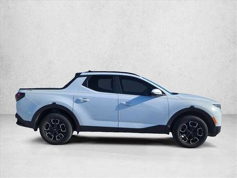 Used 2022 Hyundai Santa Cruz SEL Premium image 5