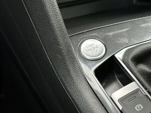 Used 2024 Volkswagen Tiguan S image 23