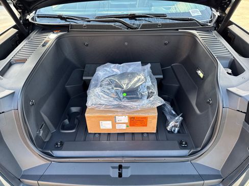 New 2026 GMC Sierra EV Elevation image 8