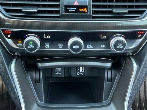 Used 2019 Honda Accord Sport image 13