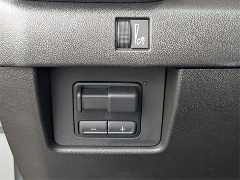 Certified 2024 GMC Canyon AT4X image 24