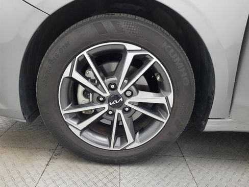 Used 2022 Kia Forte LXS image 31