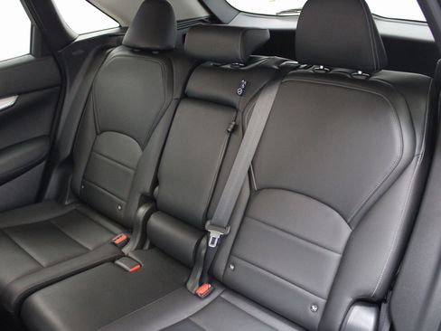 Used 2020 INFINITI QX50 Luxe w/ Navigation Package image 21