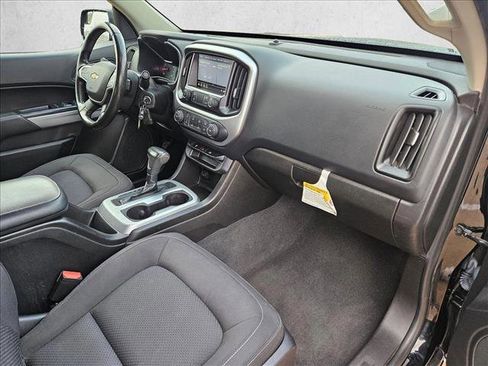 Used 2021 Chevrolet Colorado LT image 21
