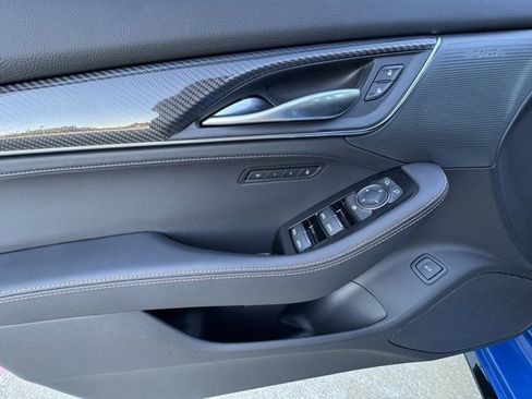 New 2026 Cadillac CT5 V image 13