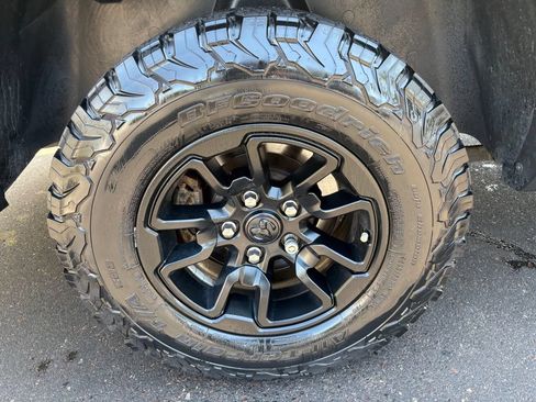 Used 2021 RAM 1500 Classic Warlock w/ Electronics Group AWD/4WD image 4