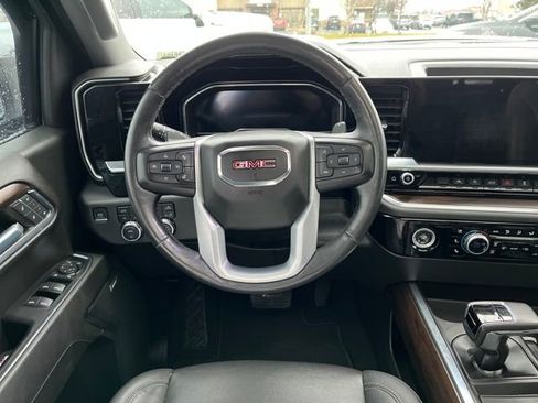 Certified 2022 GMC Sierra 1500 SLT w/ SLT Convenience Package image 22