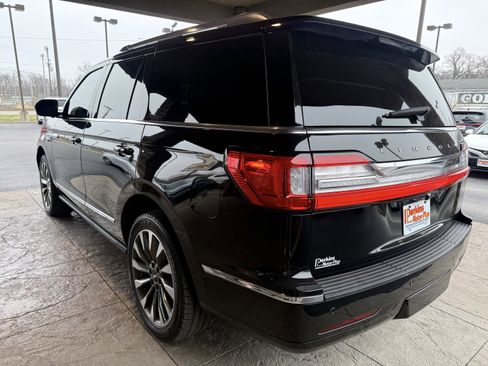 Used 2021 Lincoln Navigator Reserve image 8