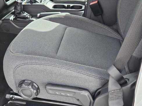 New 2025 Jeep Gladiator Sport image 4