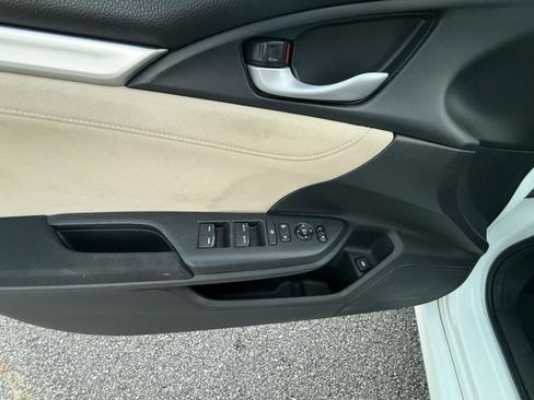 Used 2016 Honda Civic EX image 10