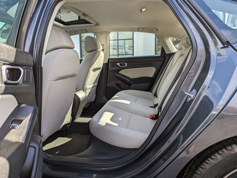 Used 2022 Honda Civic EX image 37