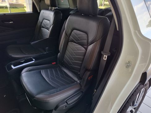 Used 2022 Nissan Pathfinder Platinum w/ Cargo Package FWD image 37