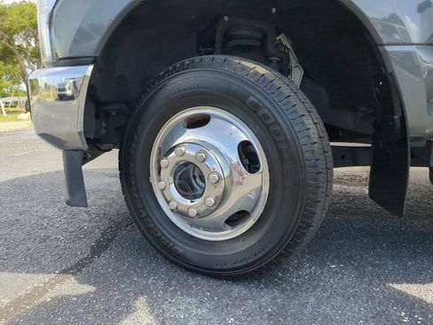 Used 2020 Ford F350 Lariat w/ Lariat Value Package AWD/4WD image 37