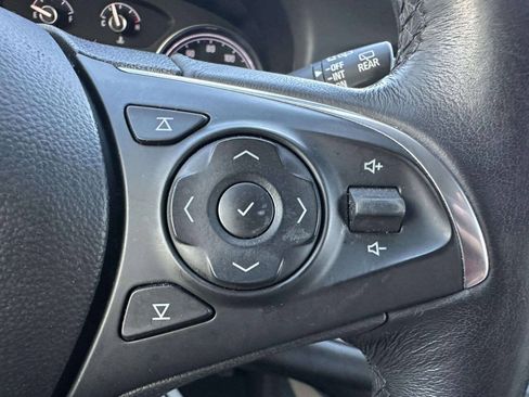 Used 2019 Buick Enclave Premium FWD image 36