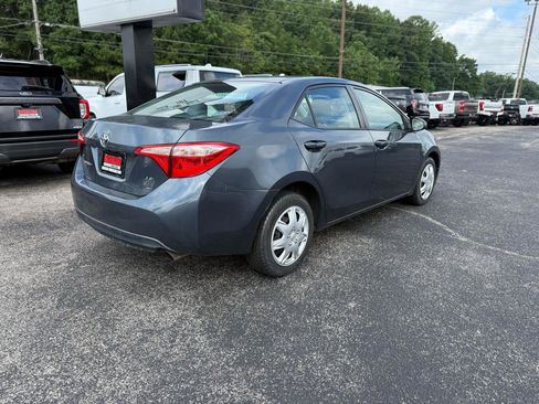 Used 2017 Toyota Corolla L FWD image 4