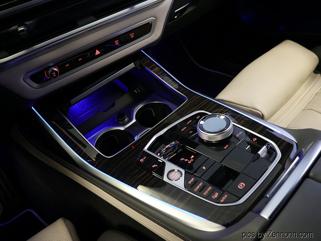 Certified 2025 BMW X7 xDrive40i AWD/4WD image 26