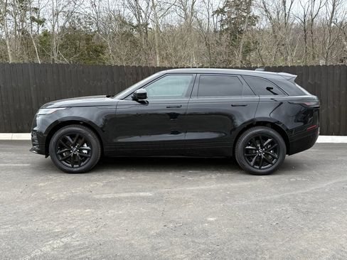 Used 2025 Land Rover Range Rover Velar Dynamic SE image 2