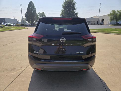 Used 2023 Nissan Rogue SV AWD/4WD image 8