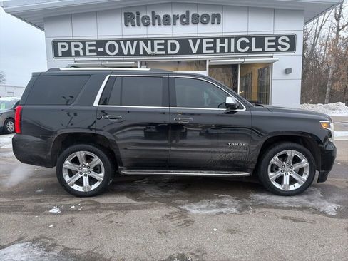 Used 2019 Chevrolet Tahoe Premier image 2