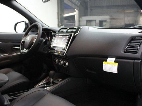 New 2026 Mitsubishi Outlander Sport SEL AWD/4WD image 17